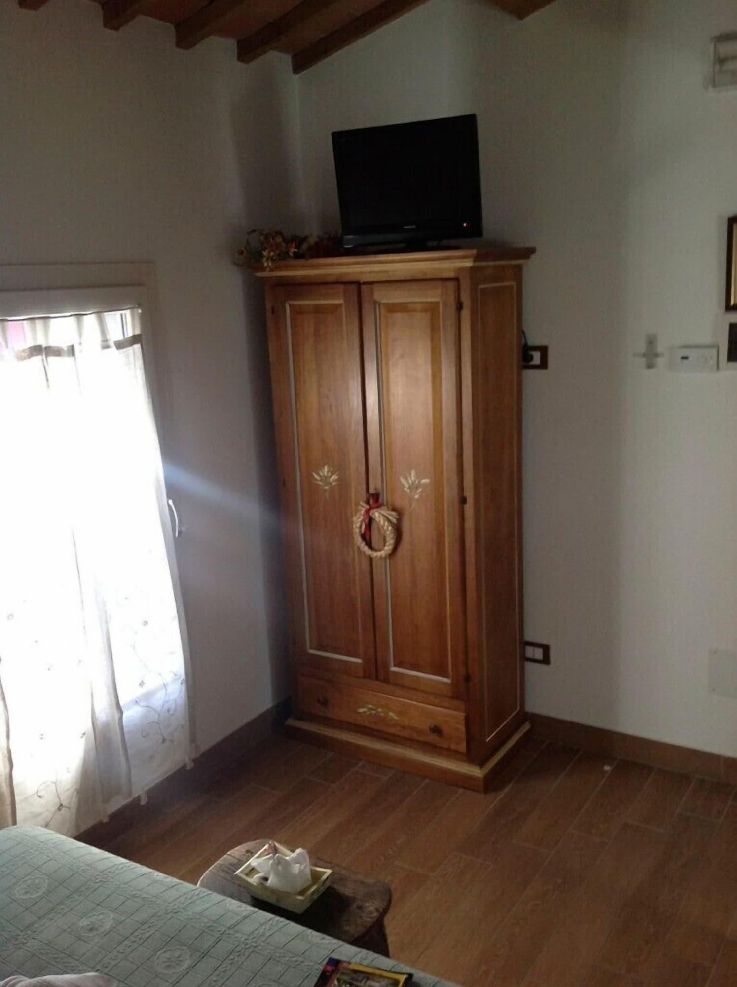 Ai Frutti Di Una Volta Room&Breakfast 费拉拉 外观 照片